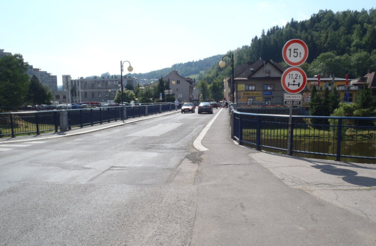 Most přes Jizeru se opět otevře, uleví dopravě v Železném Brodě